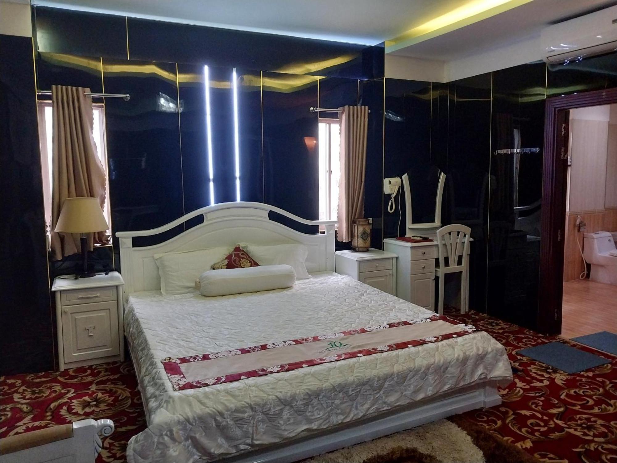 Nhat Quy Hotel Tay Ninh Exteriör bild