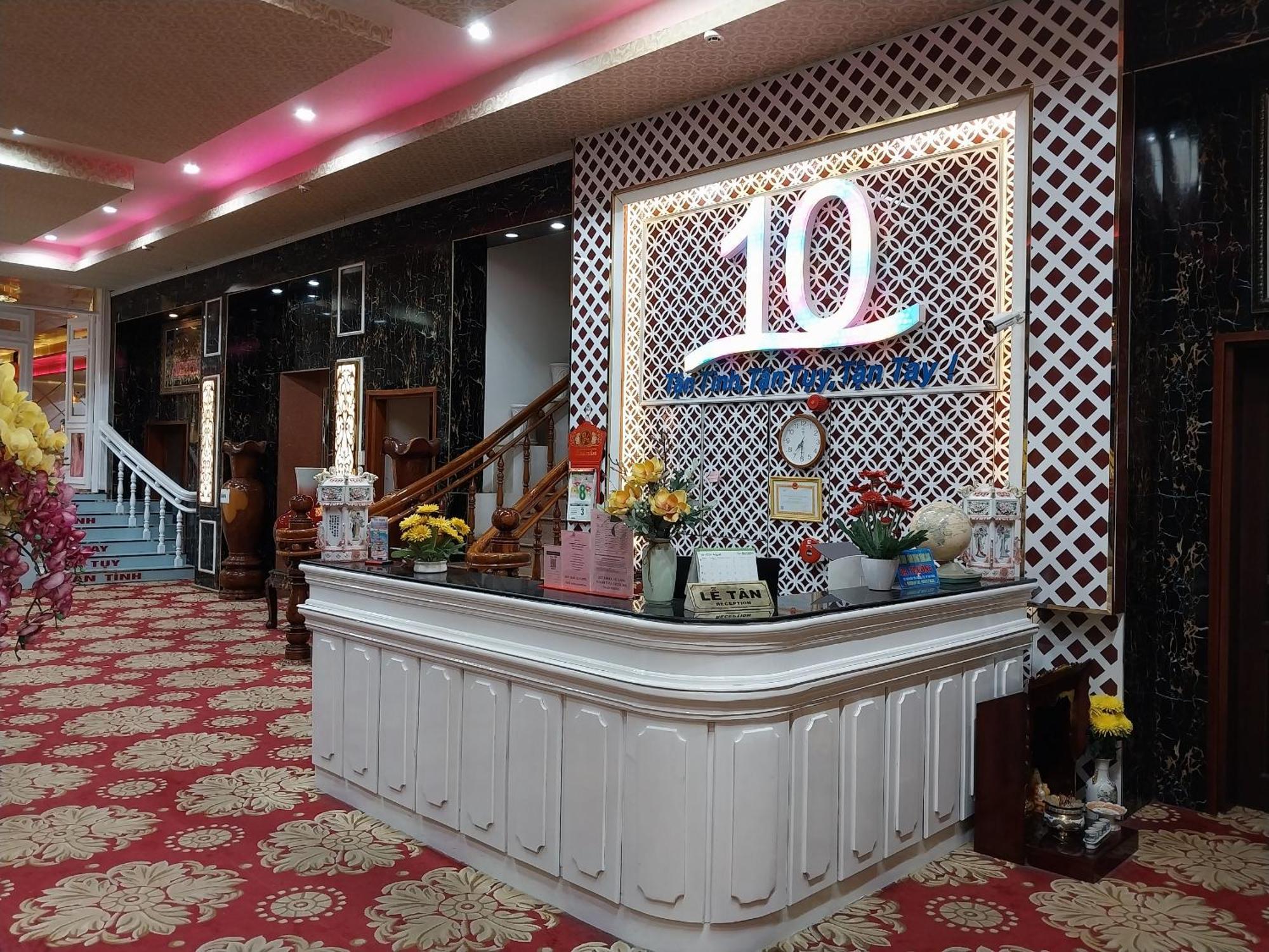 Nhat Quy Hotel Tay Ninh Exteriör bild