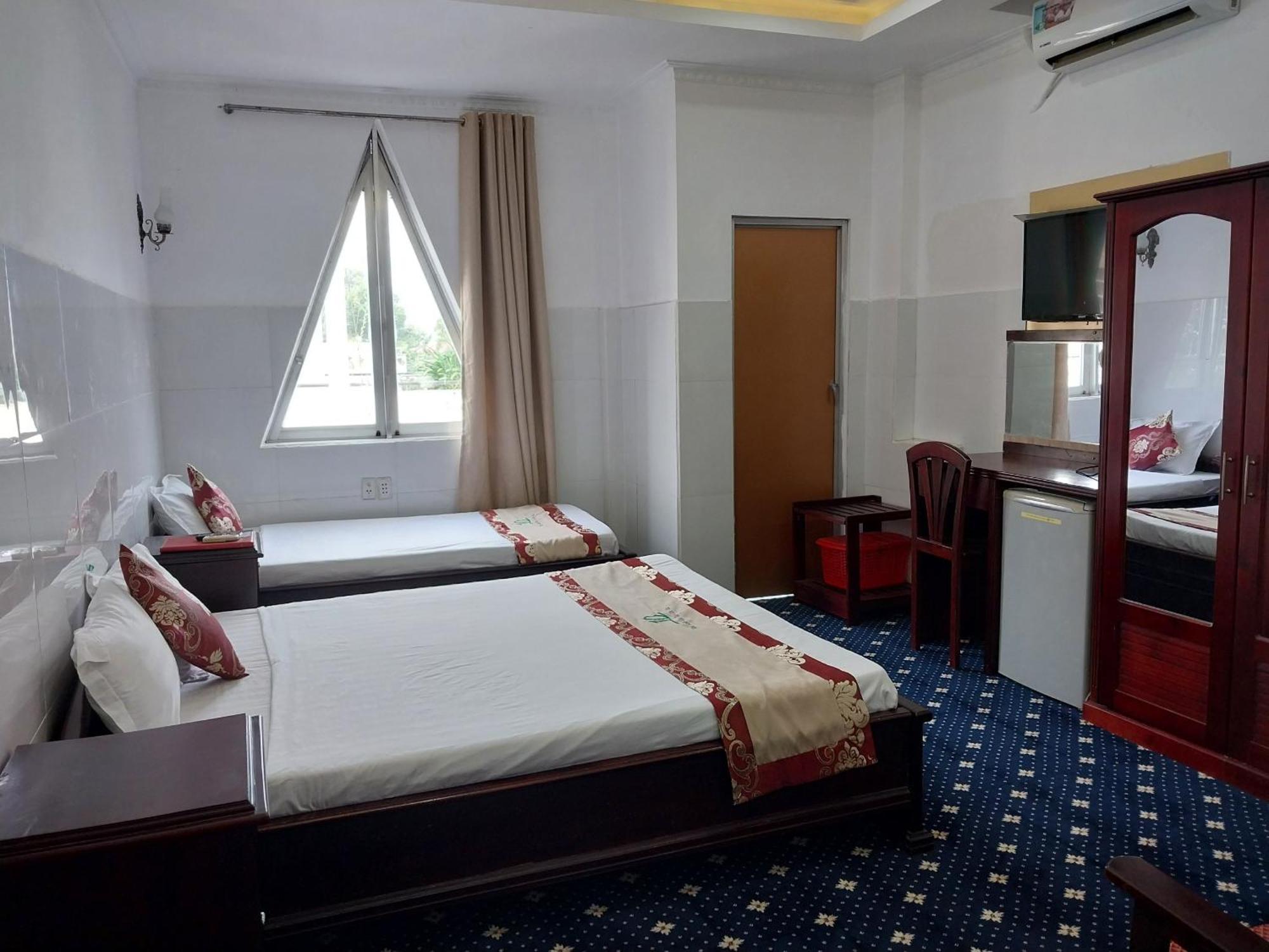 Nhat Quy Hotel Tay Ninh Exteriör bild