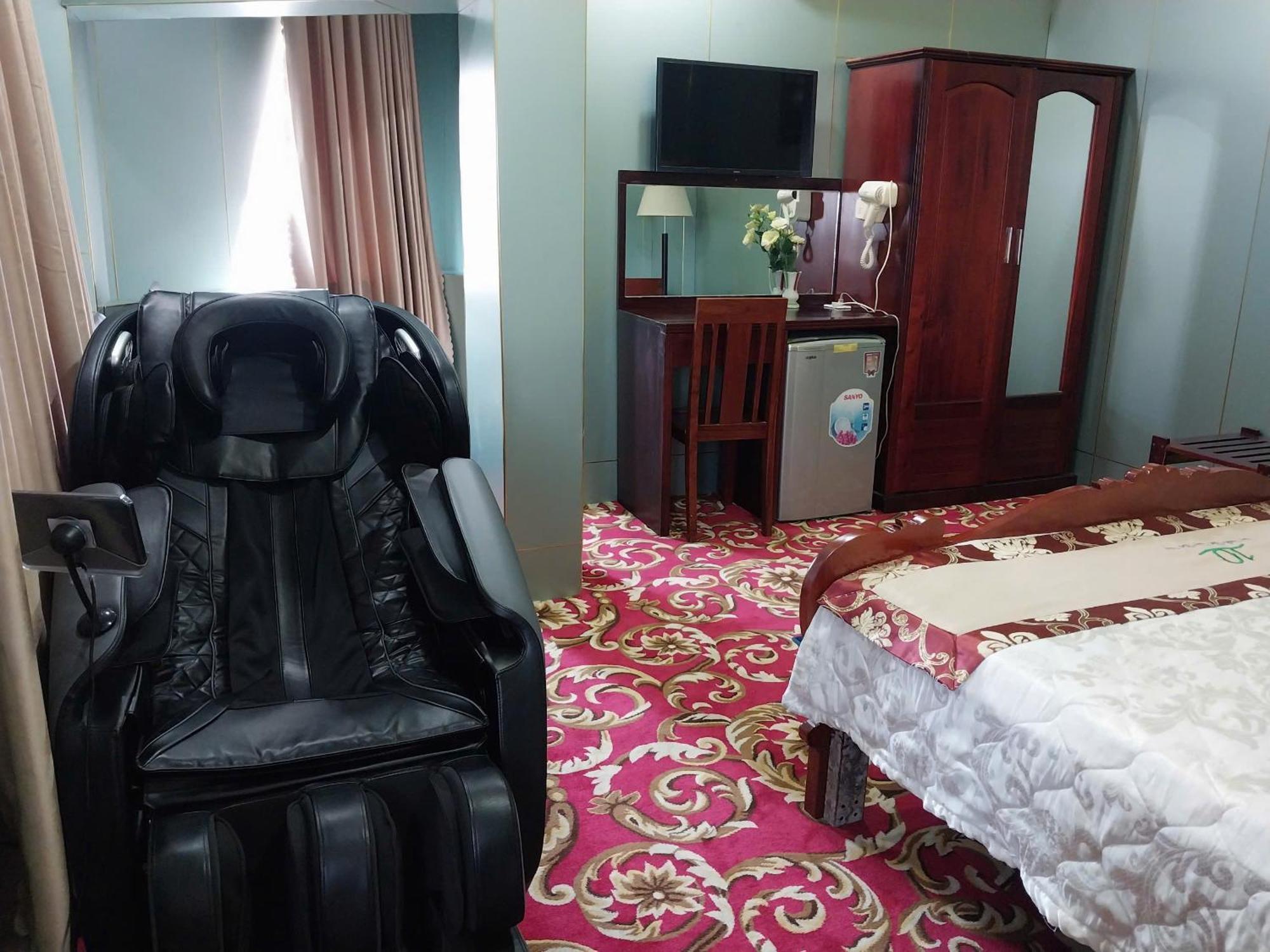 Nhat Quy Hotel Tay Ninh Exteriör bild