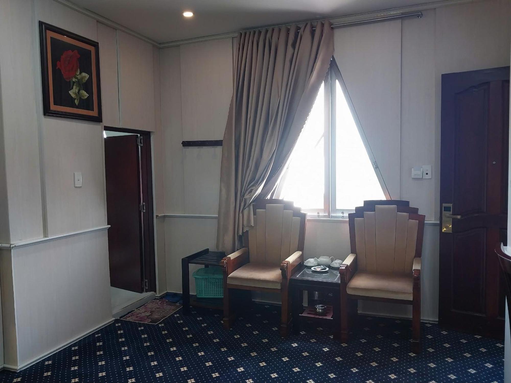 Nhat Quy Hotel Tay Ninh Exteriör bild