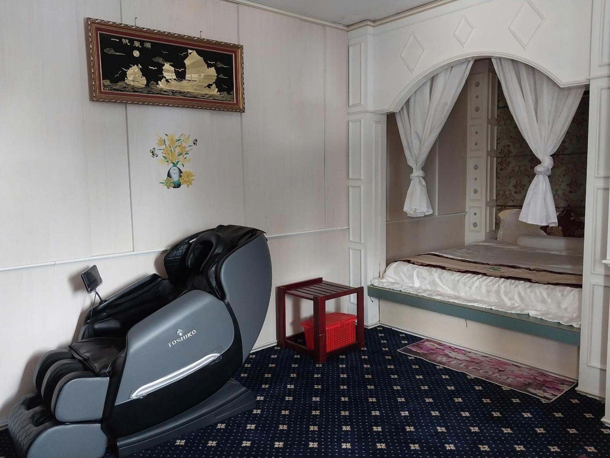 Nhat Quy Hotel Tay Ninh Exteriör bild
