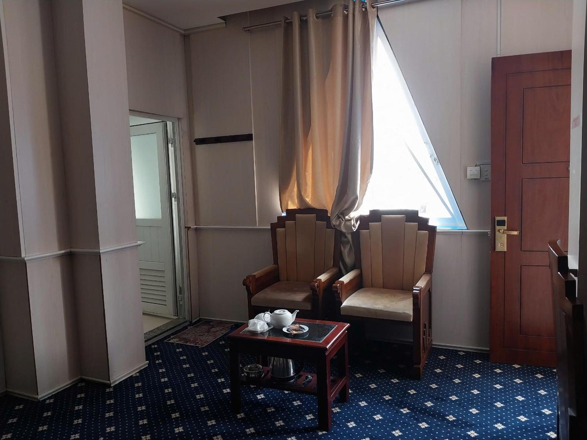 Nhat Quy Hotel Tay Ninh Exteriör bild