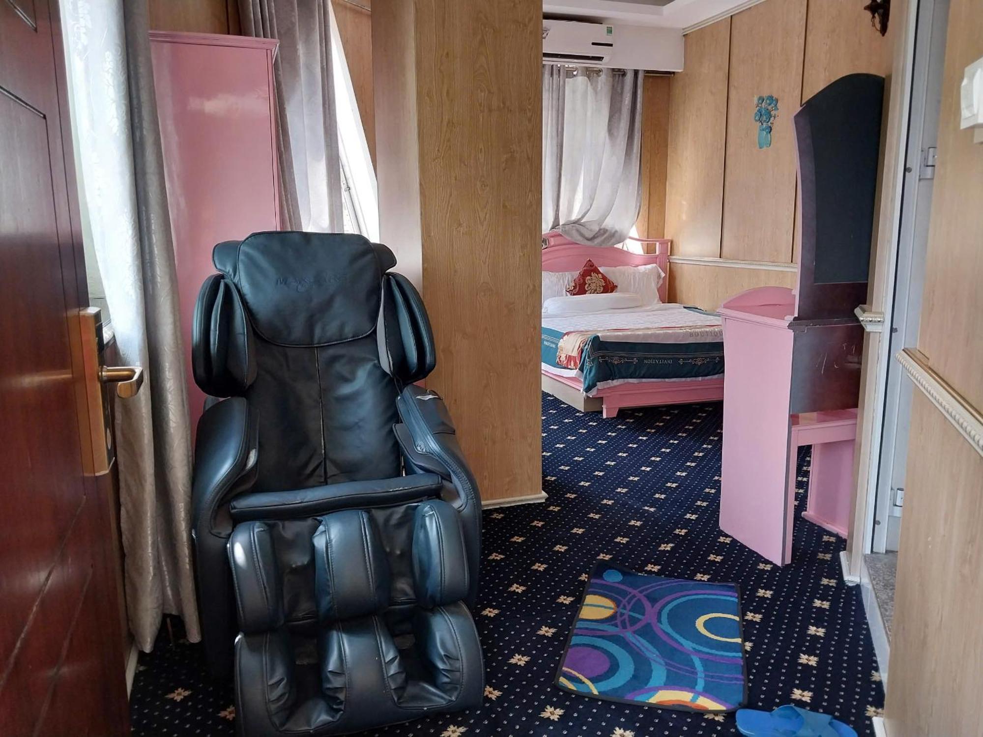 Nhat Quy Hotel Tay Ninh Exteriör bild